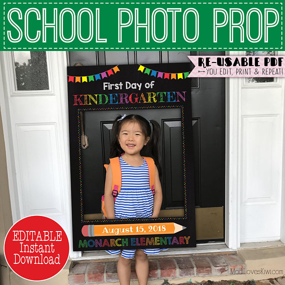 1st Day of School Sign Reusable Photo Prop Frame, First and Last Day Chalkboard Instant Download, Rainbow PDF Printable Back to End of Year